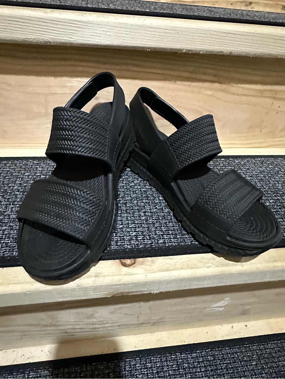 Skechers Arch Fit Black Woven-strap Platform Sandals Size 9
